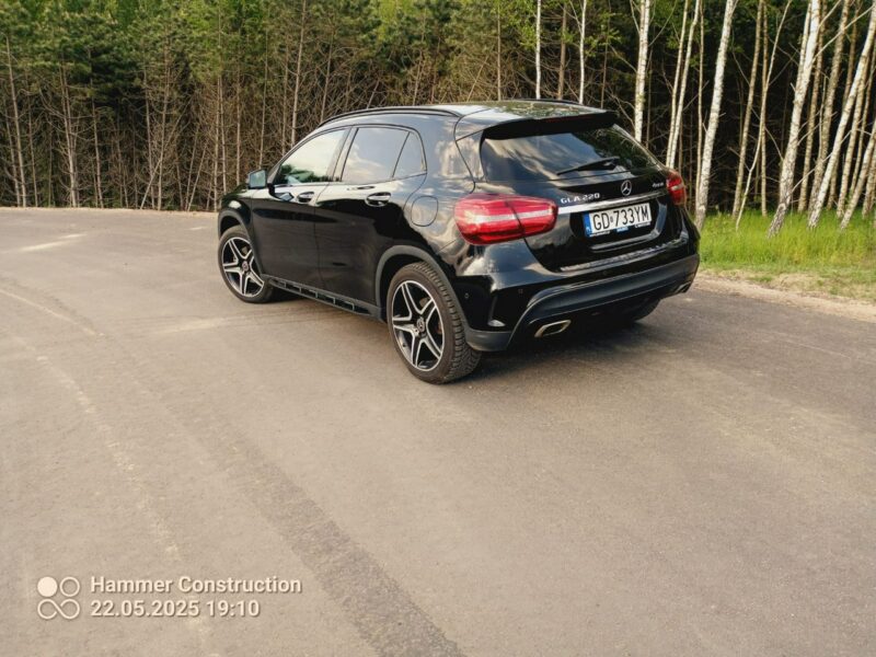 Mercedes GLA 220