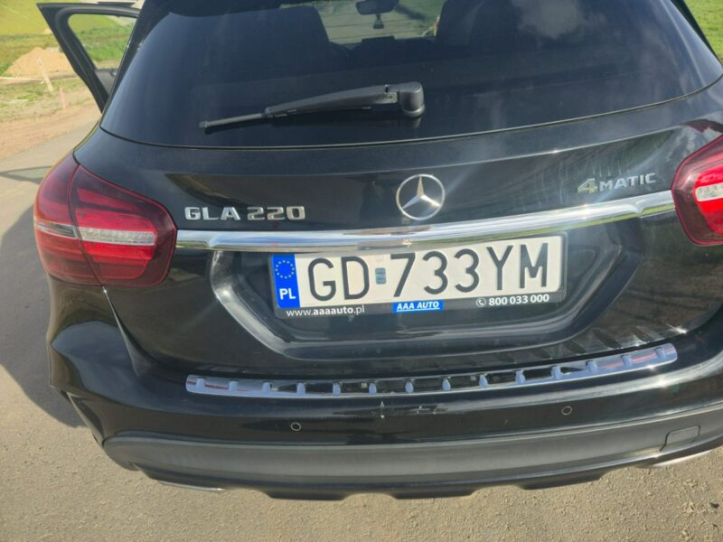 Mercedes GLA 220