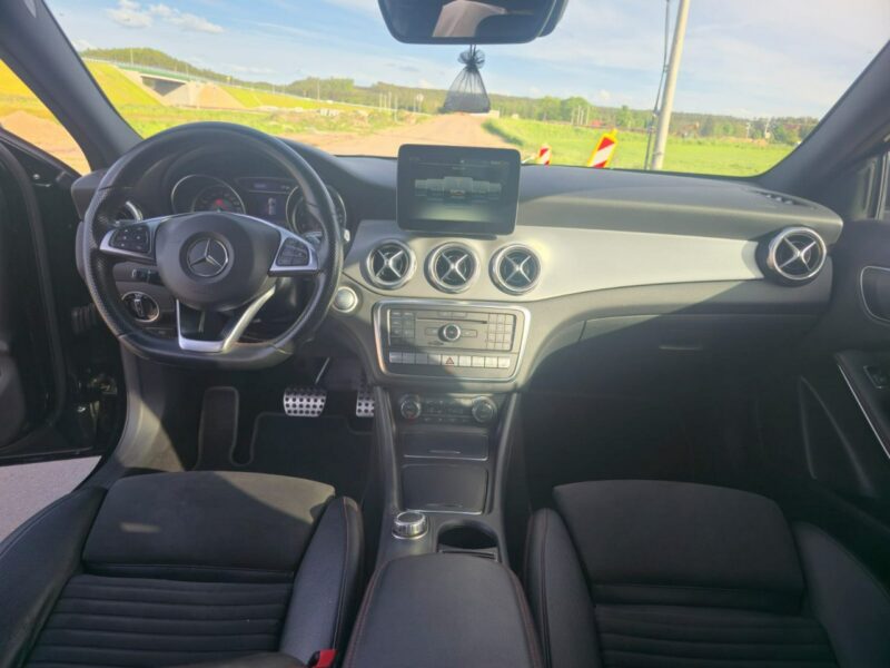 Mercedes GLA 220