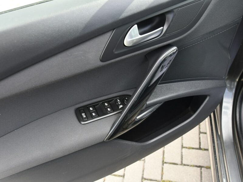 Peugeot 508 SW 2,0hdi Panorama Dach.Asystent pasa.Navi.Kam.Cof.Xenony,Ledy.OKAZJA I (2010-2018)