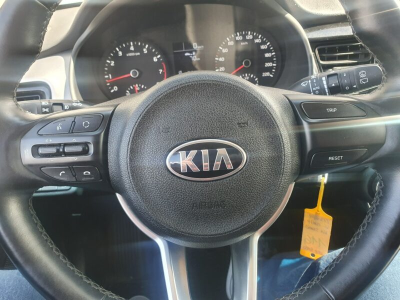 Kia Stonic bogate wyposażenie *