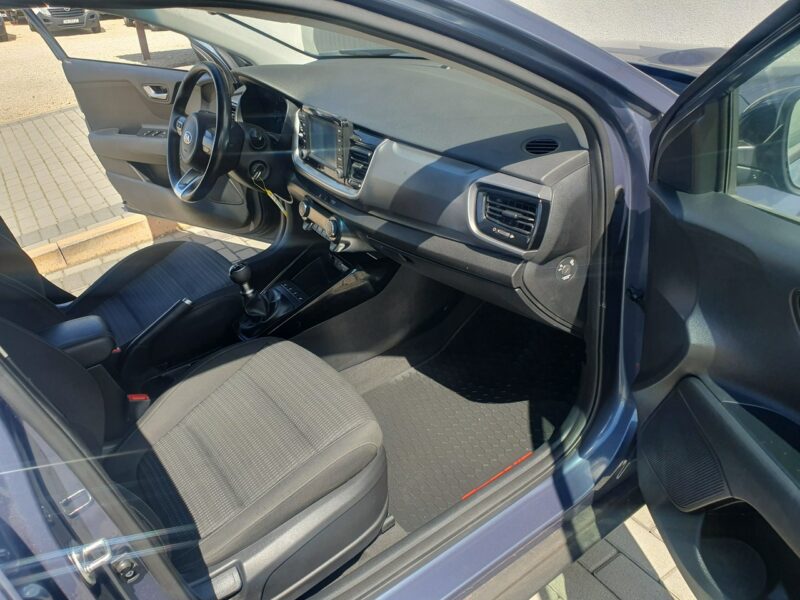 Kia Stonic bogate wyposażenie *