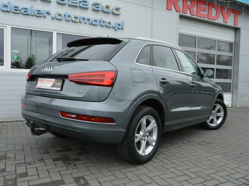 Audi Q3 2.0TDI Ultra S-Tronic 100% bezwypadkowy Bi-Xenon LED Navi NOWY ROZRZĄD I (2011-2018)