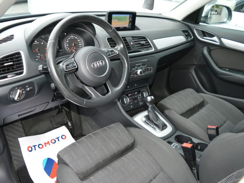 Audi Q3 2.0TDI Ultra S-Tronic 100% bezwypadkowy Bi-Xenon LED Navi NOWY ROZRZĄD I (2011-2018)