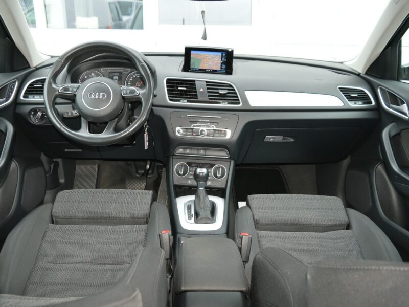 Audi Q3 2.0TDI Ultra S-Tronic 100% bezwypadkowy Bi-Xenon LED Navi NOWY ROZRZĄD I (2011-2018)