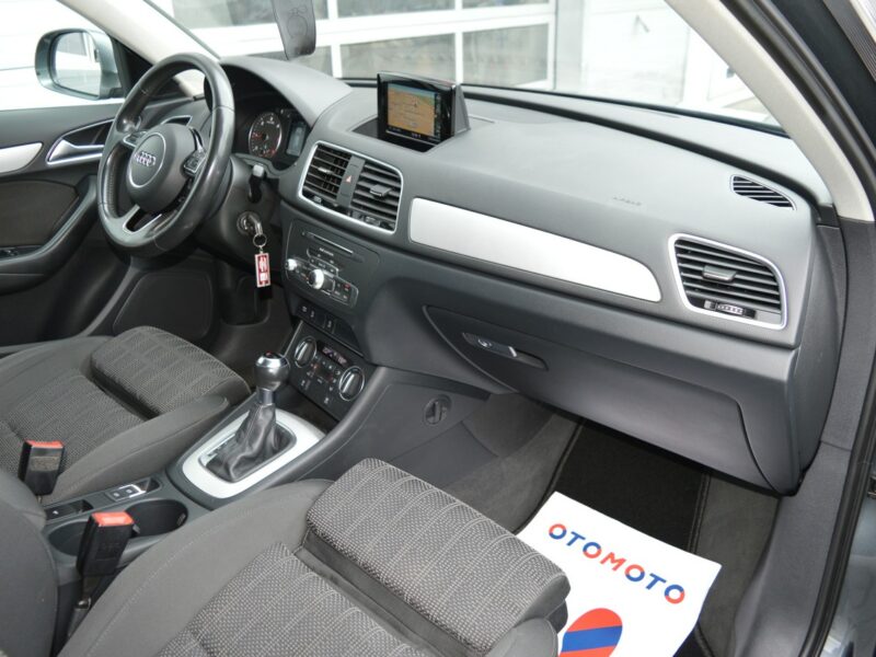 Audi Q3 2.0TDI Ultra S-Tronic 100% bezwypadkowy Bi-Xenon LED Navi NOWY ROZRZĄD I (2011-2018)