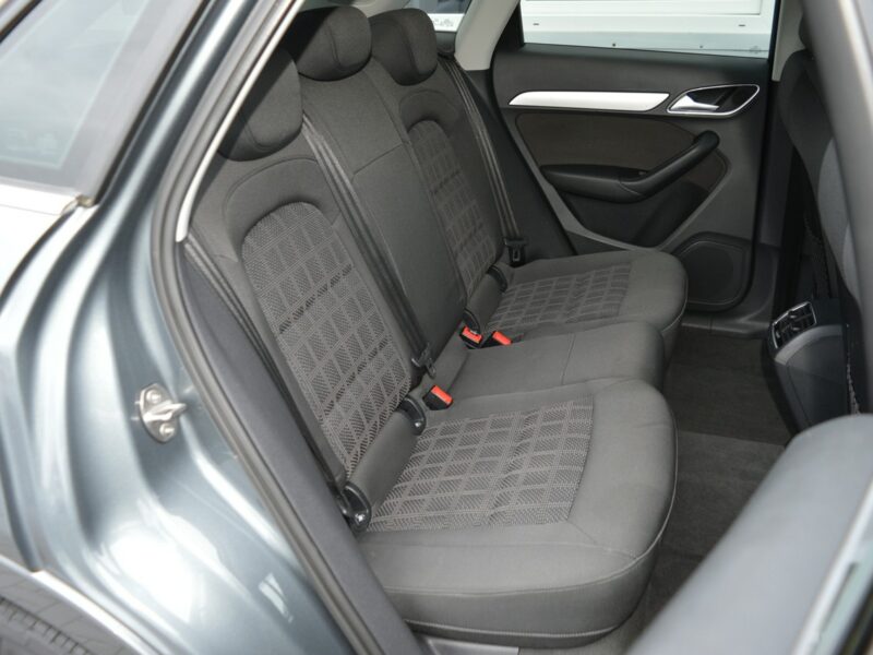 Audi Q3 2.0TDI Ultra S-Tronic 100% bezwypadkowy Bi-Xenon LED Navi NOWY ROZRZĄD I (2011-2018)
