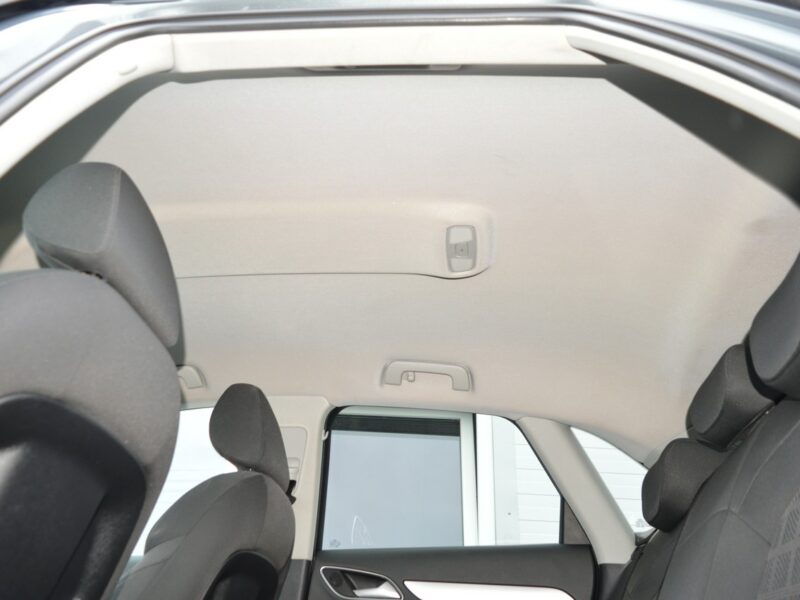 Audi Q3 2.0TDI Ultra S-Tronic 100% bezwypadkowy Bi-Xenon LED Navi NOWY ROZRZĄD I (2011-2018)