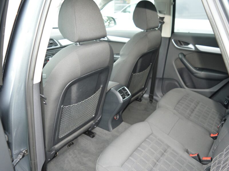 Audi Q3 2.0TDI Ultra S-Tronic 100% bezwypadkowy Bi-Xenon LED Navi NOWY ROZRZĄD I (2011-2018)