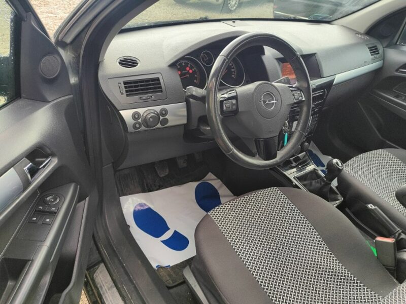 Opel Astra Ksenon* Cosmo* Super stan H (2004-2014)