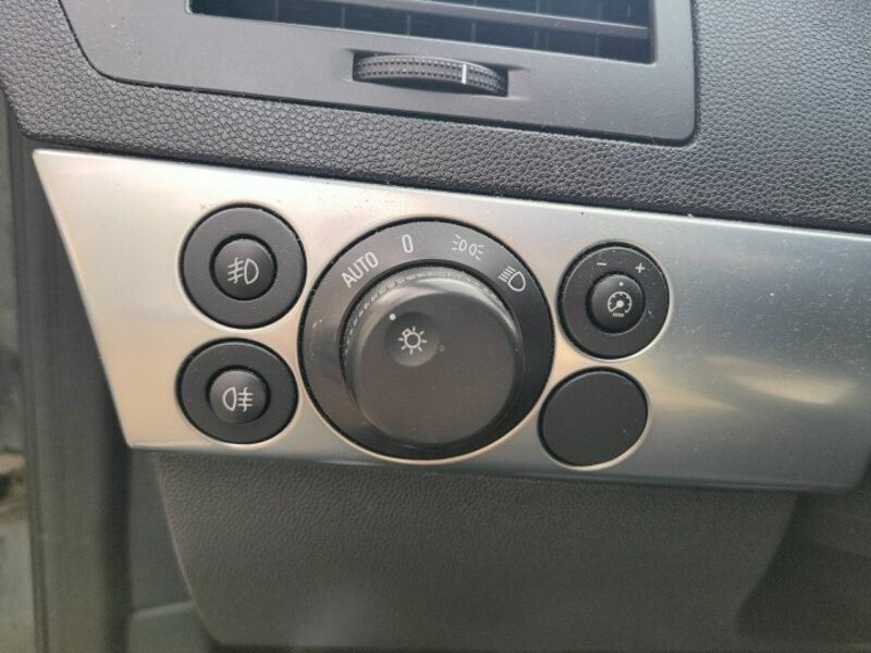 Opel Astra Ksenon* Cosmo* Super stan H (2004-2014)