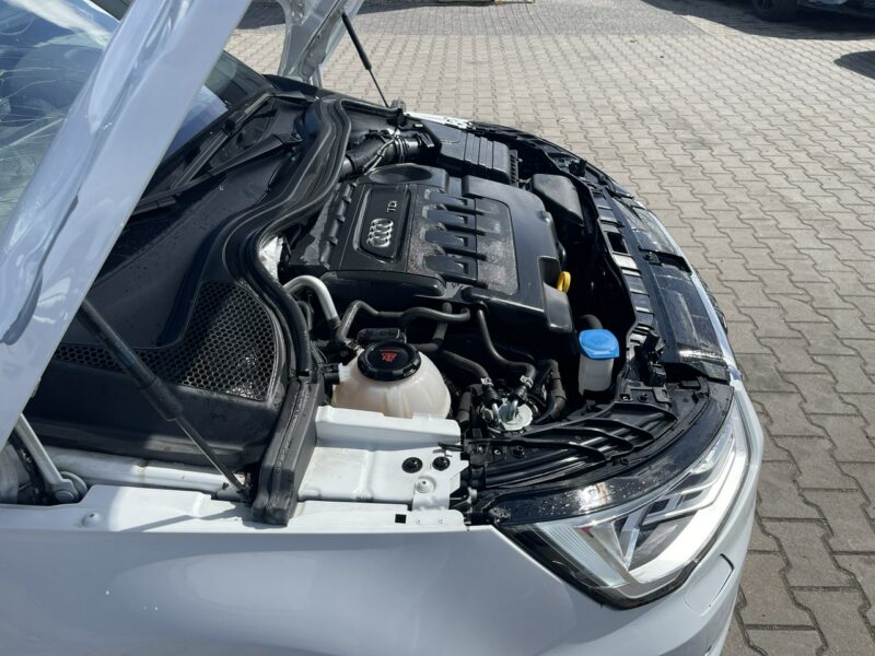 Audi A1 S-line Parktronik Podgrzewanie BOSE 8X (2010-)