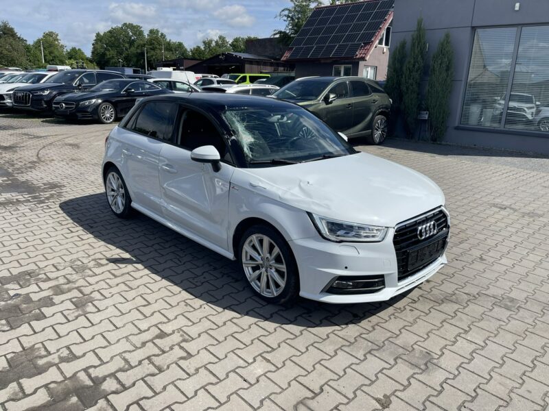 Audi A1 S-line Parktronik Podgrzewanie BOSE 8X (2010-)
