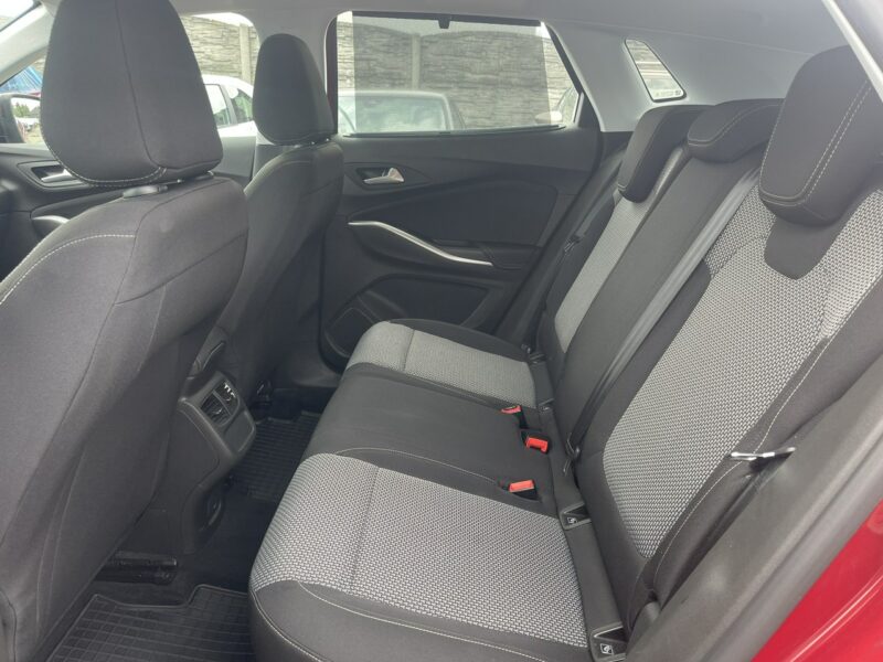 Opel Grandland X Klimatronik Czujniki parkowania 130KM