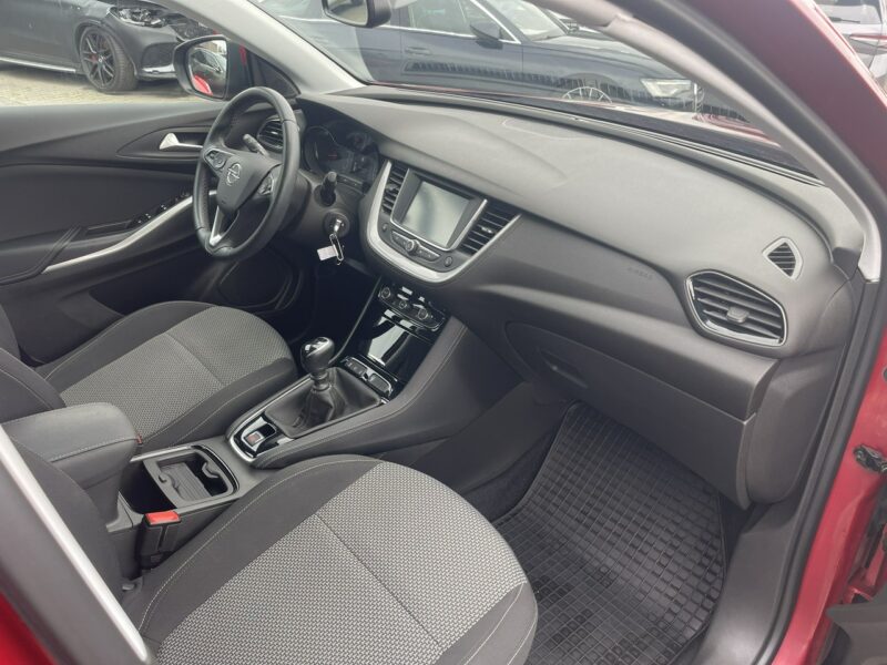Opel Grandland X Klimatronik Czujniki parkowania 130KM