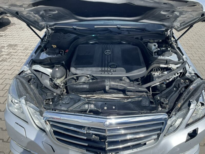 Mercedes E 250 Avangarde 4Matic Automat Pneumatyka Skóra 204KM W212 (2009-)