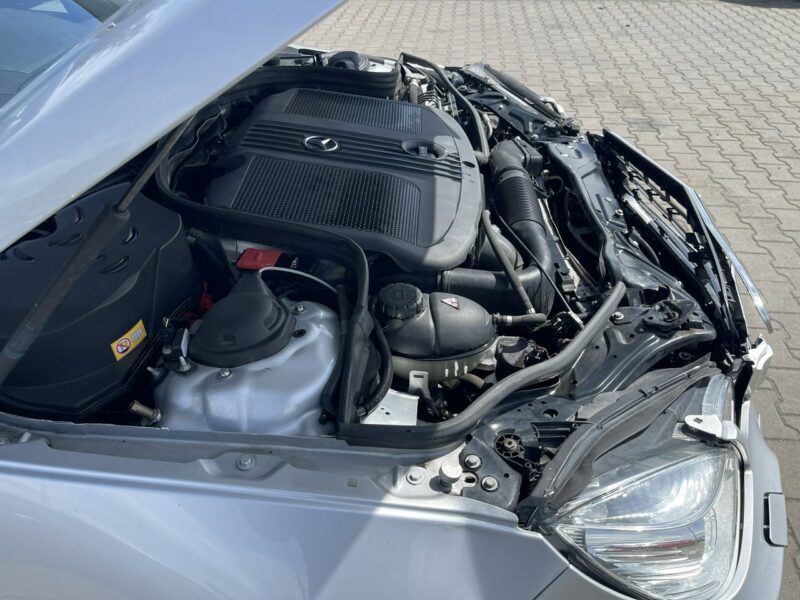 Mercedes E 250 Avangarde 4Matic Automat Pneumatyka Skóra 204KM W212 (2009-)