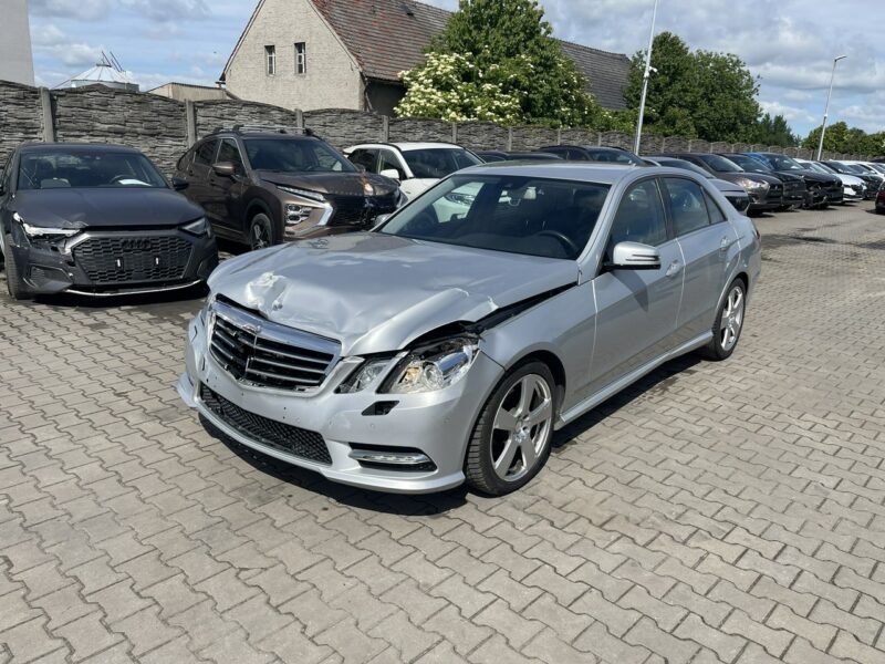 Mercedes E 250 Avangarde 4Matic Automat Pneumatyka Skóra 204KM W212 (2009-)