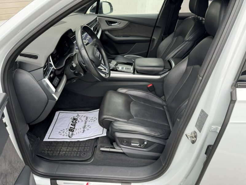Audi Q7 Salon Polska - Bezwypadkowy - Gwarancja 12 miesięcy - 7 osobowy III (2015-)