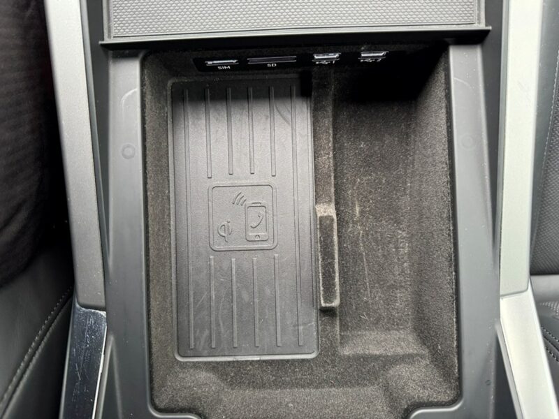 Audi Q7 Salon Polska - Bezwypadkowy - Gwarancja 12 miesięcy - 7 osobowy III (2015-)