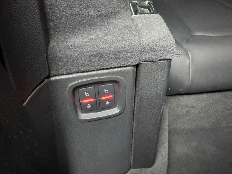 Audi Q7 Salon Polska - Bezwypadkowy - Gwarancja 12 miesięcy - 7 osobowy III (2015-)