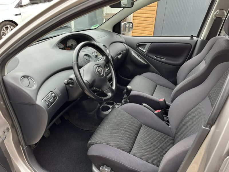 Toyota Yaris 1.5TS SPORT 1wł Klima El szyby Bez Rdzy Stan BDB Bezwypadk OPłacony I (1999-2005)