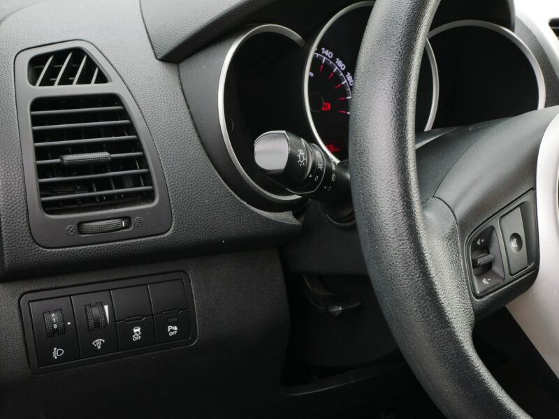 Kia Venga 1.4 CRDI 90KM Eu6 -Klima -1 Właśc od 5 lat +Opony zima -Niski przebieg