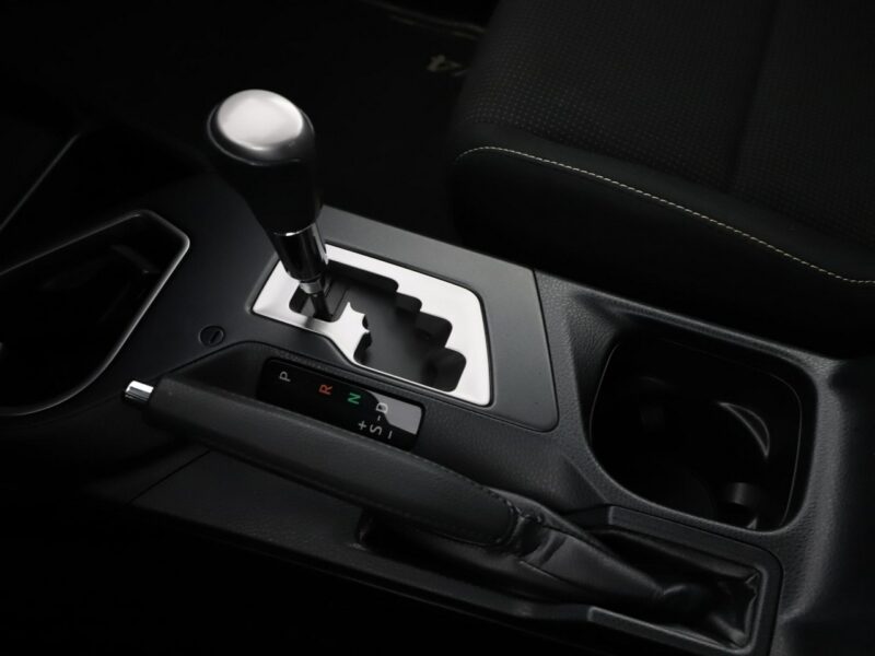 Toyota RAV-4 Dynamic navi kamera BiLED Bluetooth tempomat IV (2012-)