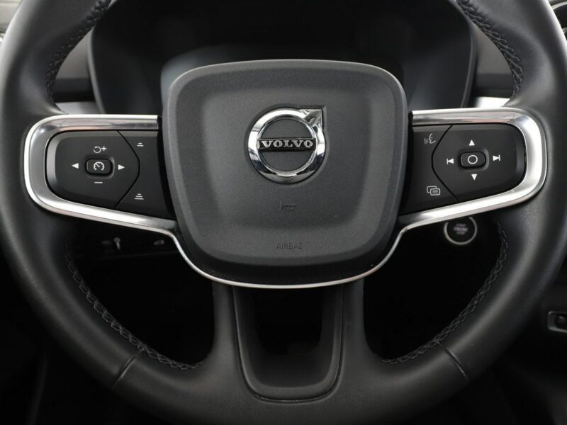 Volvo XC 40 GRATIS! Pakiet Serwisowy o wartości 700 zł!