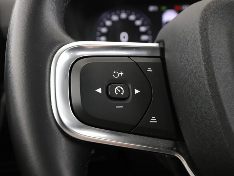 Volvo XC 40 GRATIS! Pakiet Serwisowy o wartości 700 zł!