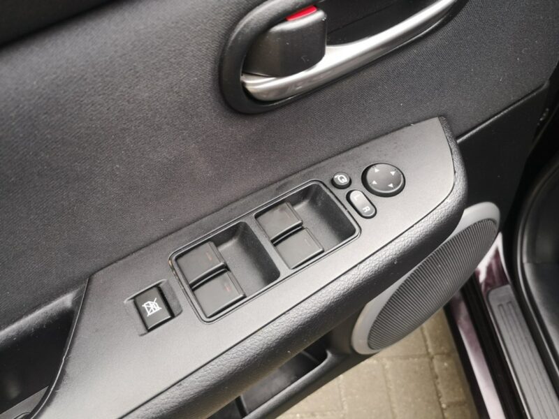Mazda 6 2.0 D 140KM Klimatronik Nawi Kamera Alu Halogeny Tempomat Gwarancja II (2007-2013)