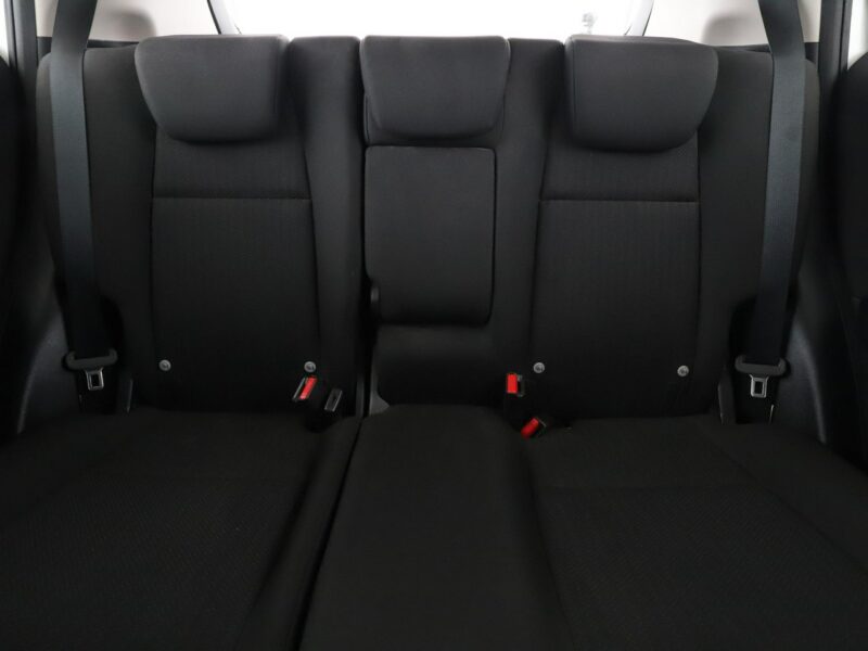 Honda HR-V 1.5 Benzyna Elegance Klimatronik Tempomat Grzane Fotele Asystenci PDC II (2015-2021)