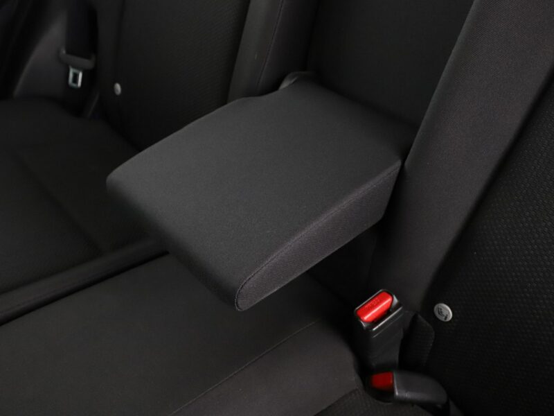 Honda HR-V 1.5 Benzyna Elegance Klimatronik Tempomat Grzane Fotele Asystenci PDC II (2015-2021)