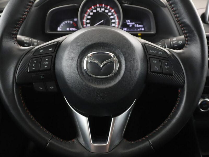 Mazda 3 GRATIS! Pakiet Serwisowy o wartości 2000 zł! III (2013-)
