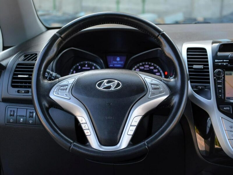 Hyundai ix20 1.6(125KM) Skóry Navi Kamera Premium Ledy Panorama