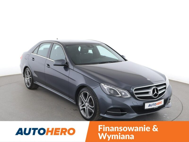 Mercedes E 200 automat navi skóra el. fotele full LED grzane fotele czujniki parkowan W212 (2009-)