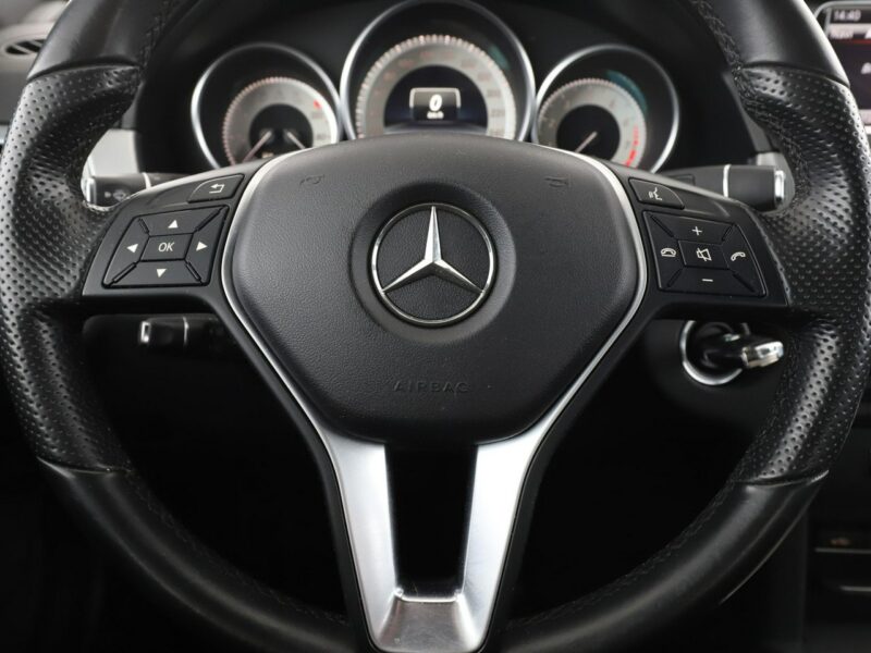Mercedes E 200 automat navi skóra el. fotele full LED grzane fotele czujniki parkowan W212 (2009-)