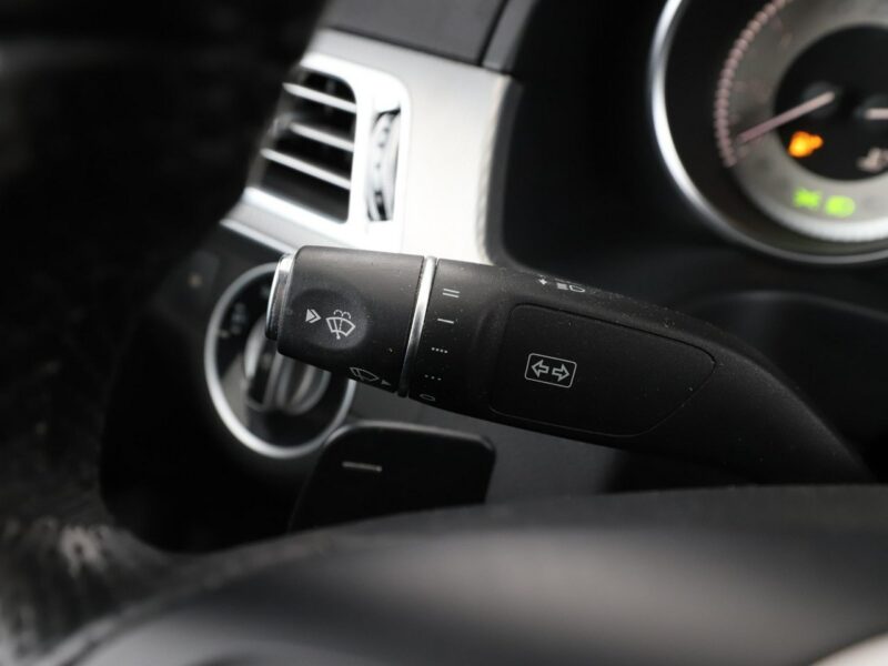 Mercedes E 200 automat navi skóra el. fotele full LED grzane fotele czujniki parkowan W212 (2009-)
