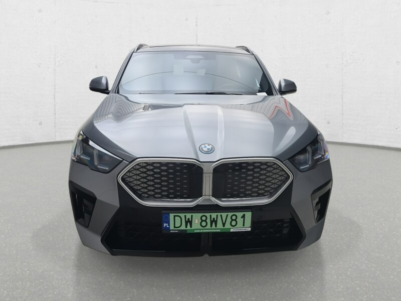 BMW iX2
