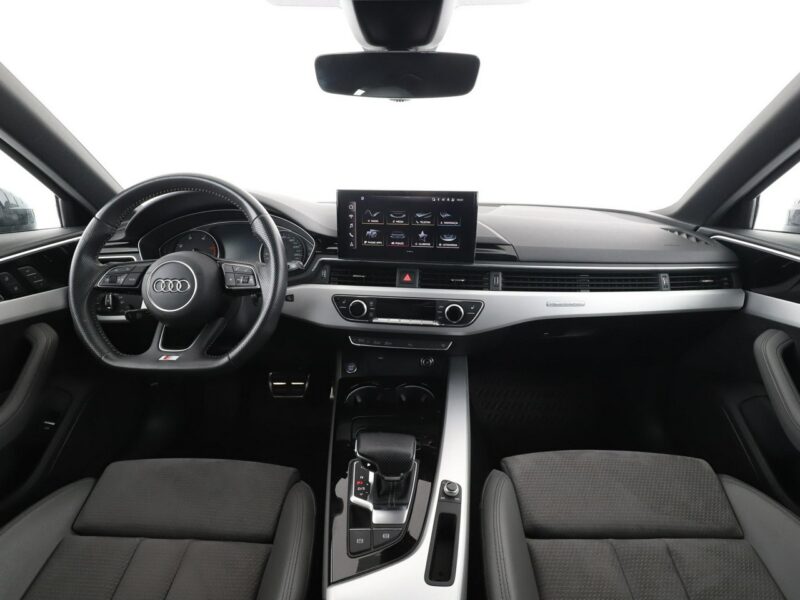 Audi A4 S-tronic quattro S-Line navi grzane fotele ACC LED kamera alcantara B9 (2015-)