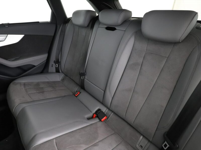 Audi A4 S-tronic quattro S-Line navi grzane fotele ACC LED kamera alcantara B9 (2015-)