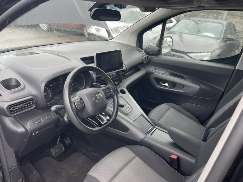 Toyota ProAce City Klimatornik Automat Kamera 7osobowy