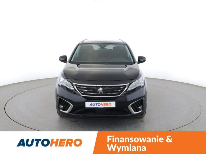 Peugeot 5008 Active Business automat 7-osob. PDC tempomat klima-auto Bluetooth II (2017-)