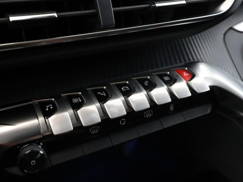 Peugeot 5008 Active Business automat 7-osob. PDC tempomat klima-auto Bluetooth II (2017-)