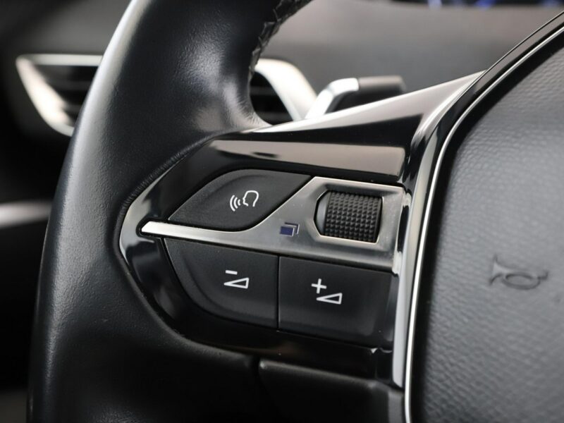 Peugeot 5008 Active Business automat 7-osob. PDC tempomat klima-auto Bluetooth II (2017-)