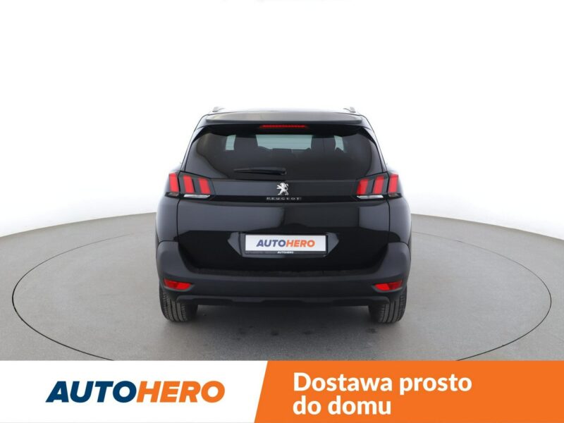 Peugeot 5008 Active Business automat 7-osob. PDC tempomat klima-auto Bluetooth II (2017-)