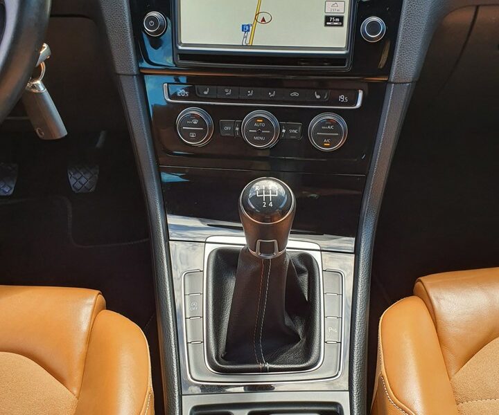 Volkswagen Golf 1.6 TDI CR # Navi # Climatronic # Kamera # Skóra # Alkantara # IGIEŁKA VII (2012-)