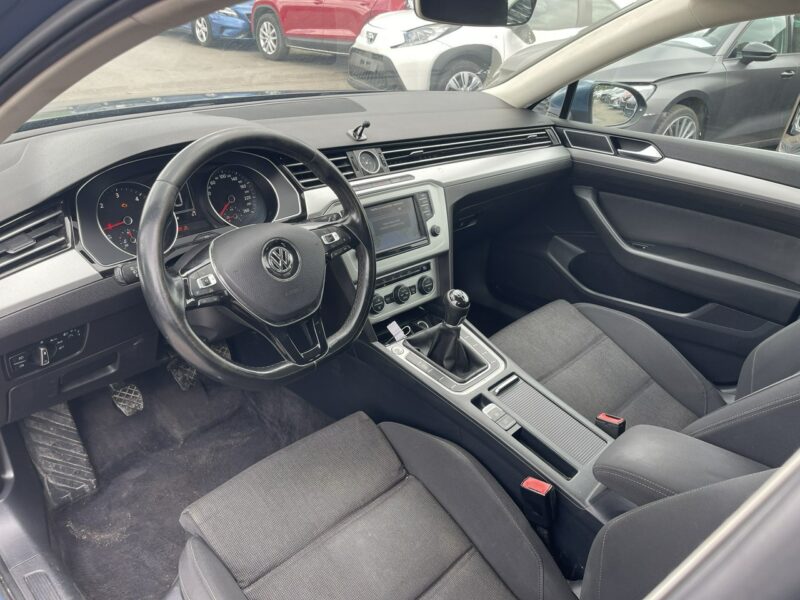 Volkswagen Passat Climatronic Comfortline B8 (2014-2023)