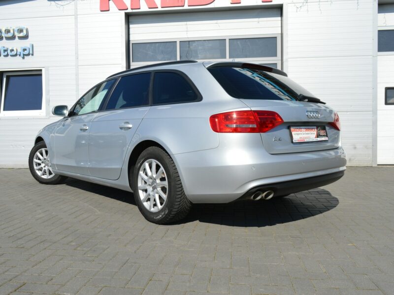 Audi A4 2.0 TDI LIFT Serwis NAVI Bluetooth B8 (2007-2015)