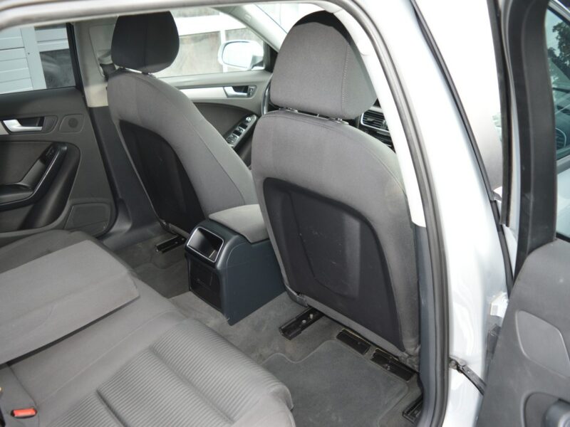 Audi A4 2.0 TDI LIFT Serwis NAVI Bluetooth B8 (2007-2015)